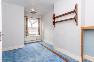 Bedroom- click for photo gallery